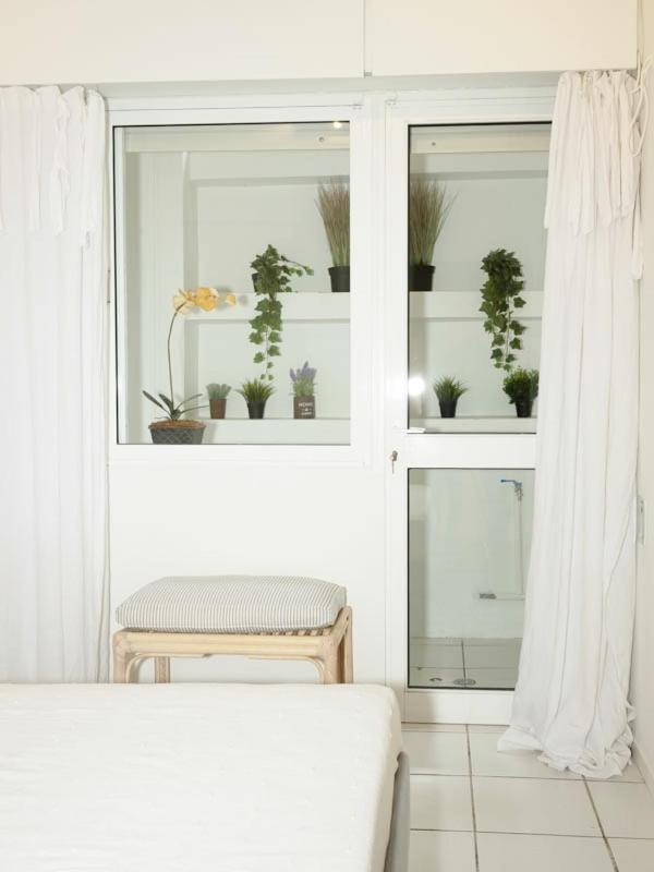Vouliagmeni'S Secret Garden Near The Sea Apartment เอเธนส์ ภายนอก รูปภาพ