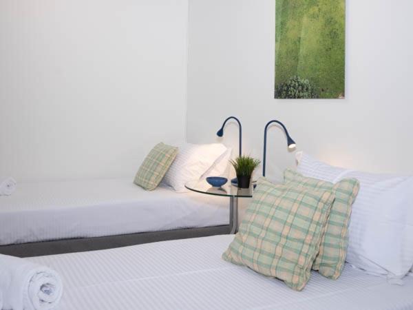 Vouliagmeni'S Secret Garden Near The Sea Apartment เอเธนส์ ภายนอก รูปภาพ